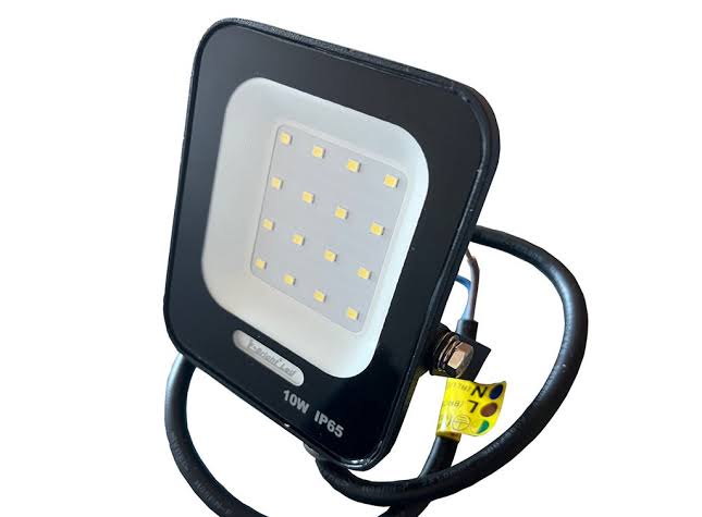 PROJECTEUR LED 12/24V - IP68 - 6000K